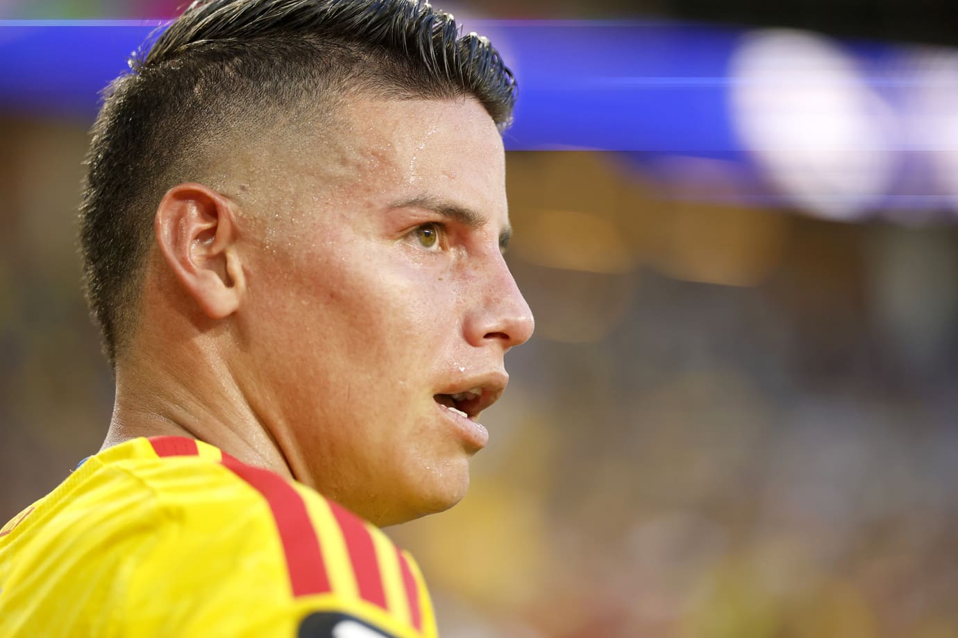 Jogador James Rodríguez da Colômbia em ação durante partida da Copa do Mundo de 2026