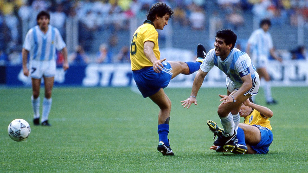 Argentina busca quebrar jejum de vitórias contra campeões mundiais em Copas