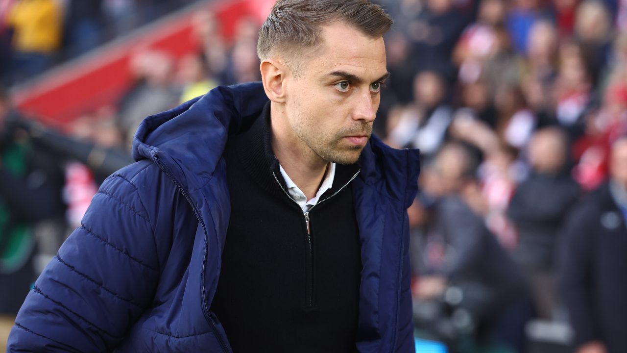 Escândalo de espionagem abala a luta pelo acesso à Premier League: Southampton punido