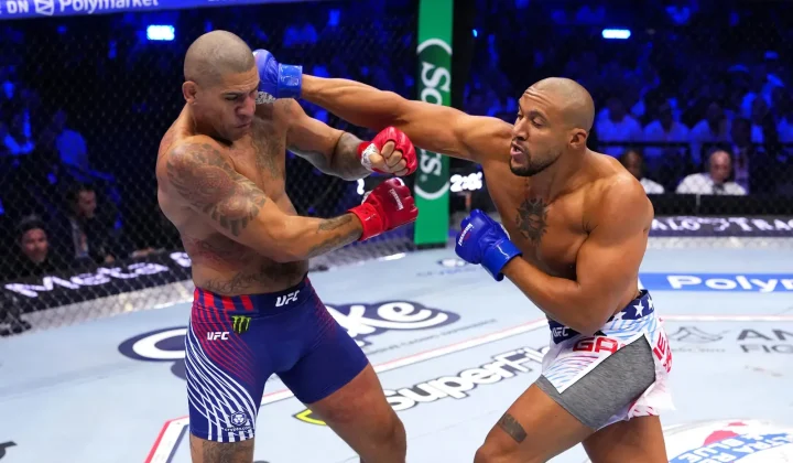 Ciryl Gane nocauteia Alex Poatan e conquista cinturão interino dos pesos-pesados no UFC Casa Branca