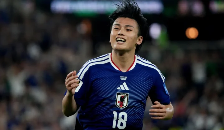 Ayase Ueda: A Jornada do Artilheiro Japonês do Universitário à Premier League