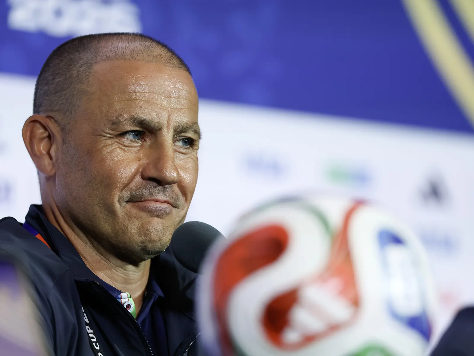 Técnico Fábio Cannavaro em coletiva de imprensa da Copa do Mundo FIFA 2026