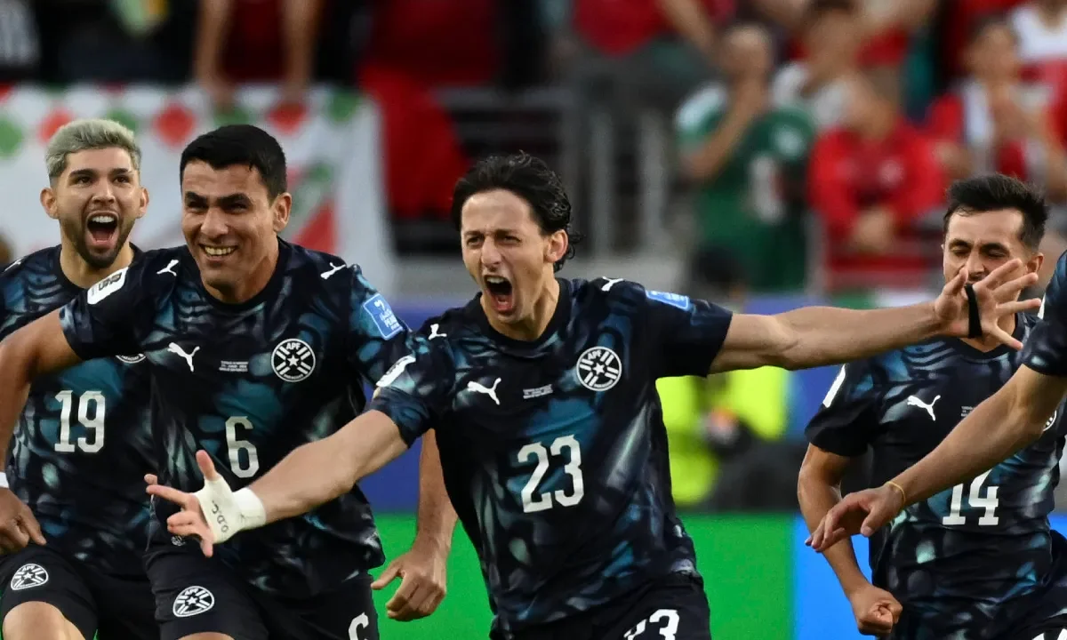 Paraguai supera expulsão e vence Turquia com gol relâmpago na Copa do Mundo