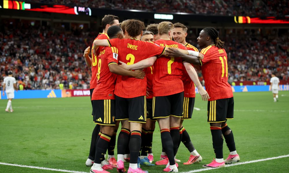 Bélgica goleia Nova Zelândia e assegura liderança do Grupo G na Copa do Mundo de 2026