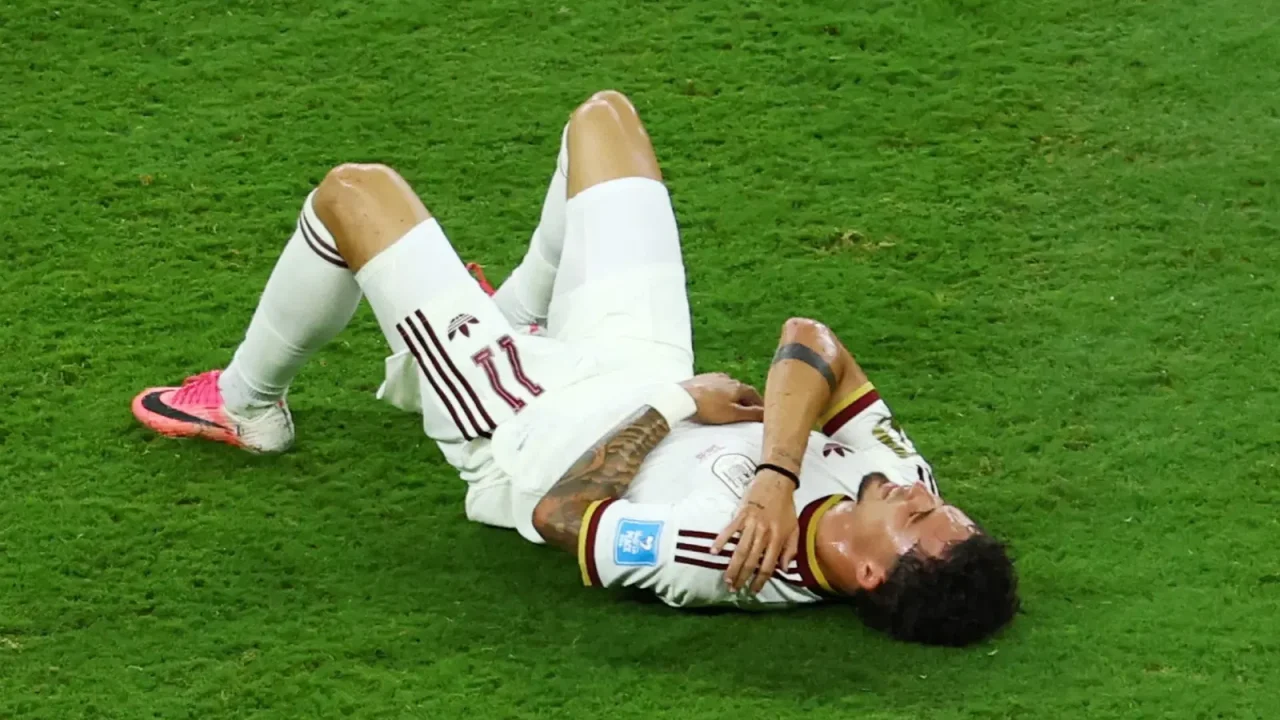 Yeremy Pino sofre lesão e pode desfalcar Espanha na Copa do Mundo