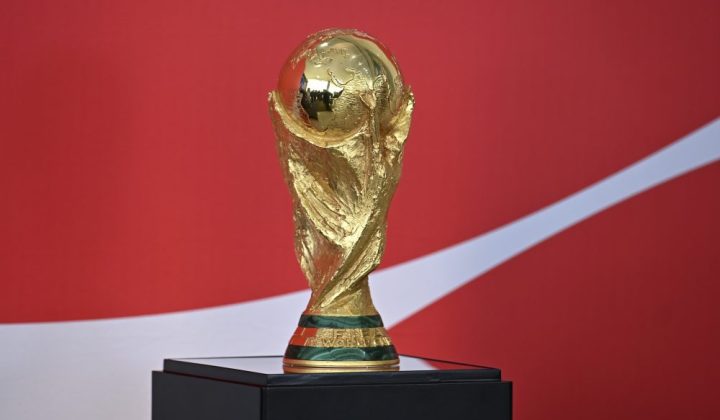 Capitão do Paraguai é expulso por gesto coberto pela nova regra da FIFA na Copa