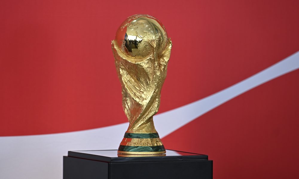 Capitão do Paraguai é expulso por gesto coberto pela nova regra da FIFA na Copa