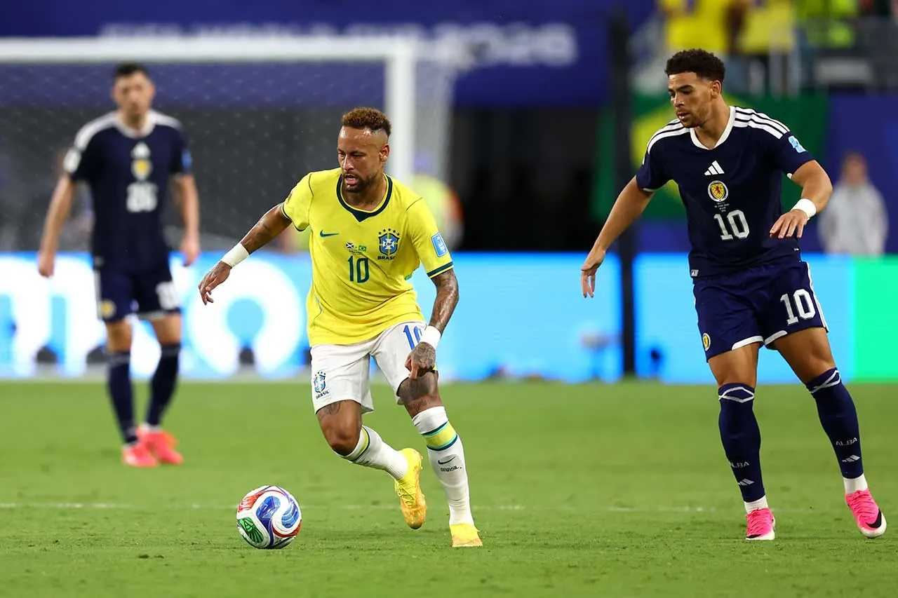 Neymar Jr., jogador da Seleção Brasileira, em campo durante uma partida da Copa do Mundo de 2026.