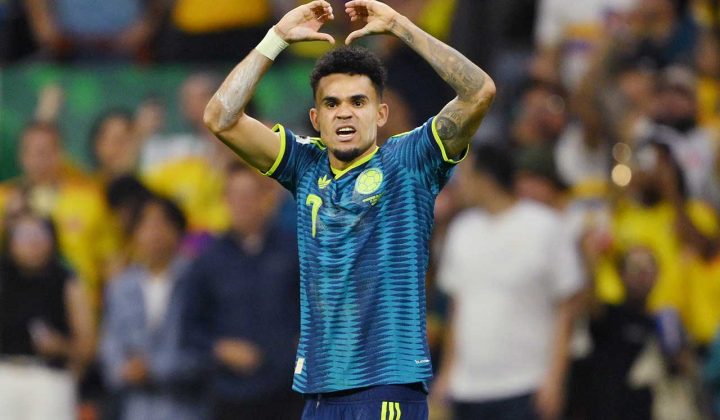 Colômbia supera susto inicial e vence Uzbequistão na estreia da Copa do Mundo