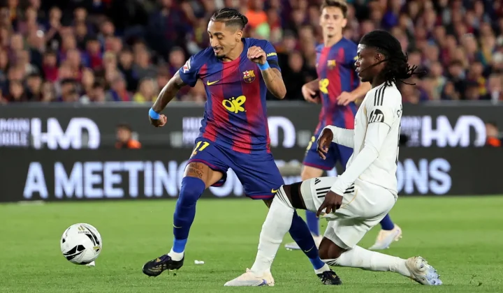 Barcelona cria plano especial de preparação física para blindar Raphinha na temporada 2026/27
