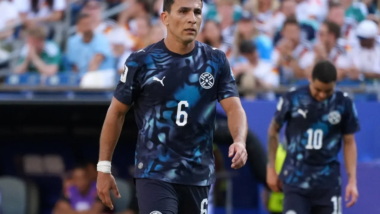 Júnior Alonso confirma saída do Atlético-MG e mira futuro nos Estados Unidos após a Copa do Mundo