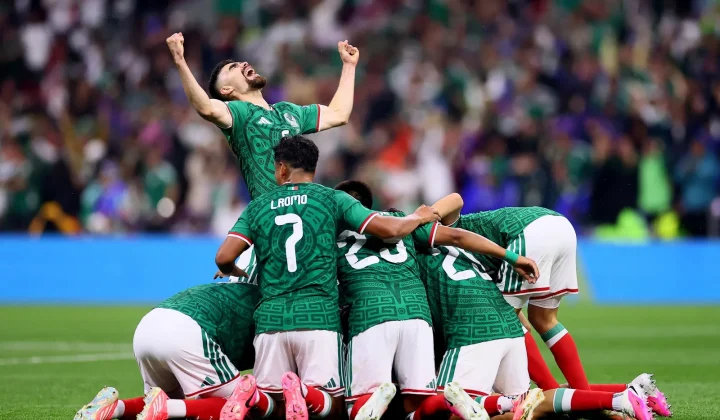 México encerra “maldição do jogo cinco” após 40 anos e garante vaga nas oitavas da Copa