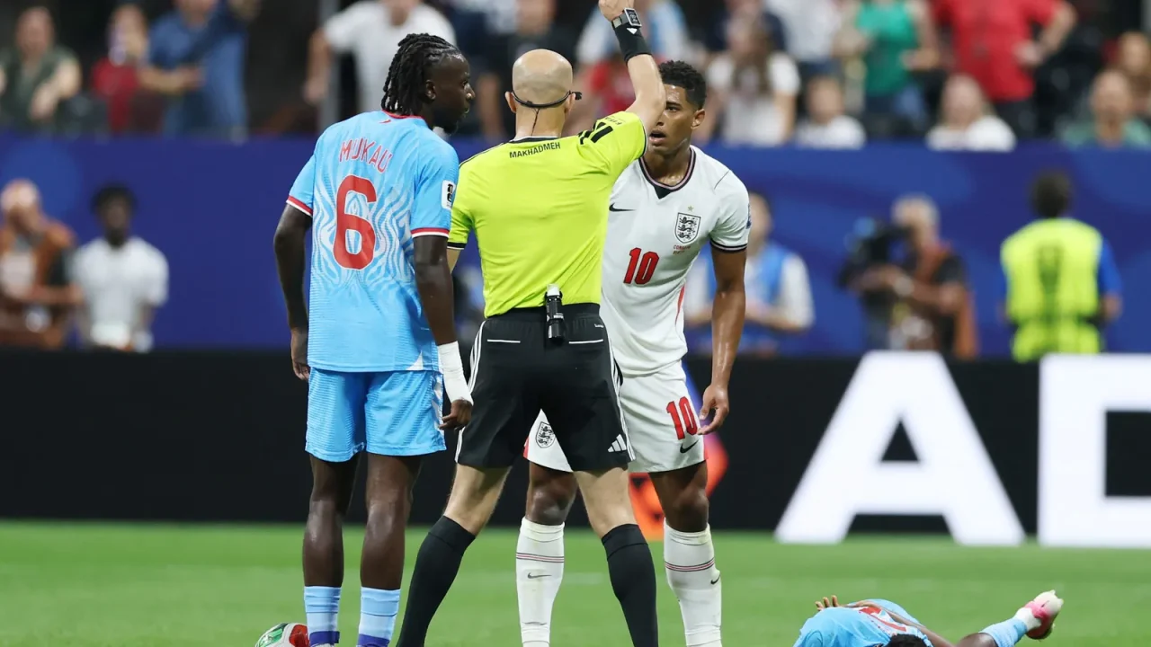 Copa do Mundo: 19 jogadores pendurados nas quartas de final e o risco de desfalques na semifinal