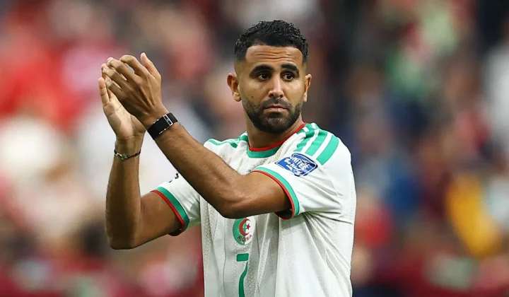 Mahrez se despede da Seleção Argelina após eliminação na Copa do Mundo