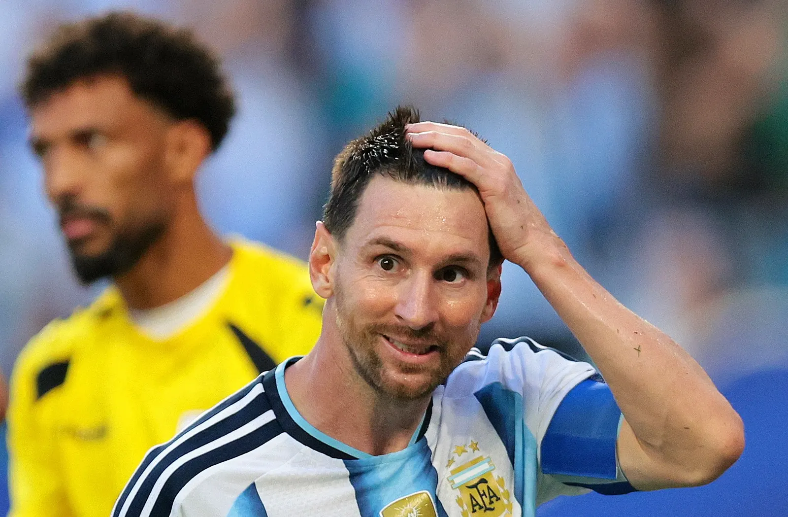 Gráfico ilustrando as porcentagens de chances de título das seleções na Copa do Mundo de 2026, com destaque para França, Argentina e Brasil.