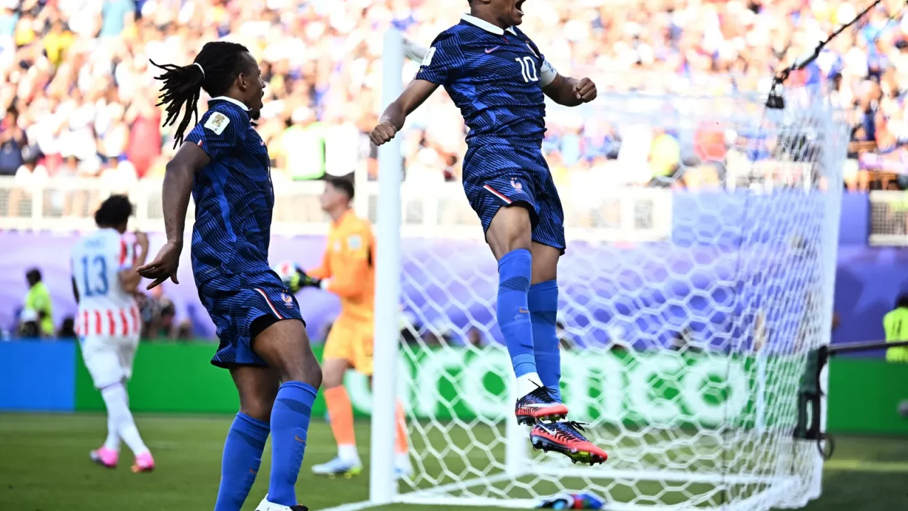 A Copa do Mundo FIFA 2026 reserva um embate eletrizante nas oitavas de final: França contra Marrocos. De um lado, a força estabelecida da at
