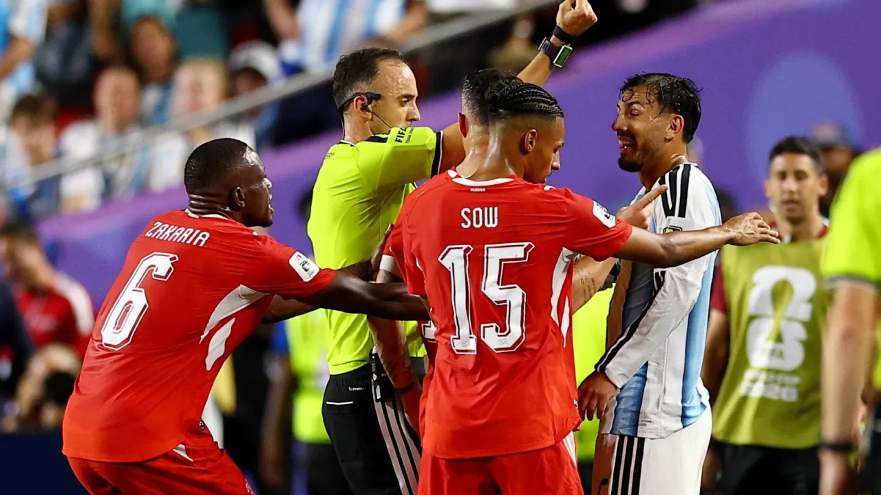 Nova Regra da Copa do Mundo: Entenda a Expulsão Polêmica de Embolo Contra a Argentina