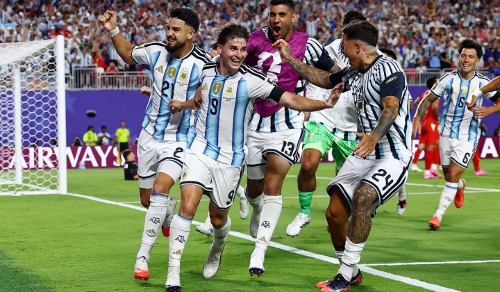 Argentina mantém drama, mas avança na Copa do Mundo