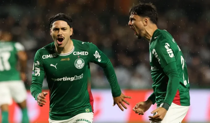 Palmeiras vai a 52% de chances de título do Brasileirão, Flamengo tem 38%, e os outros somam 10%