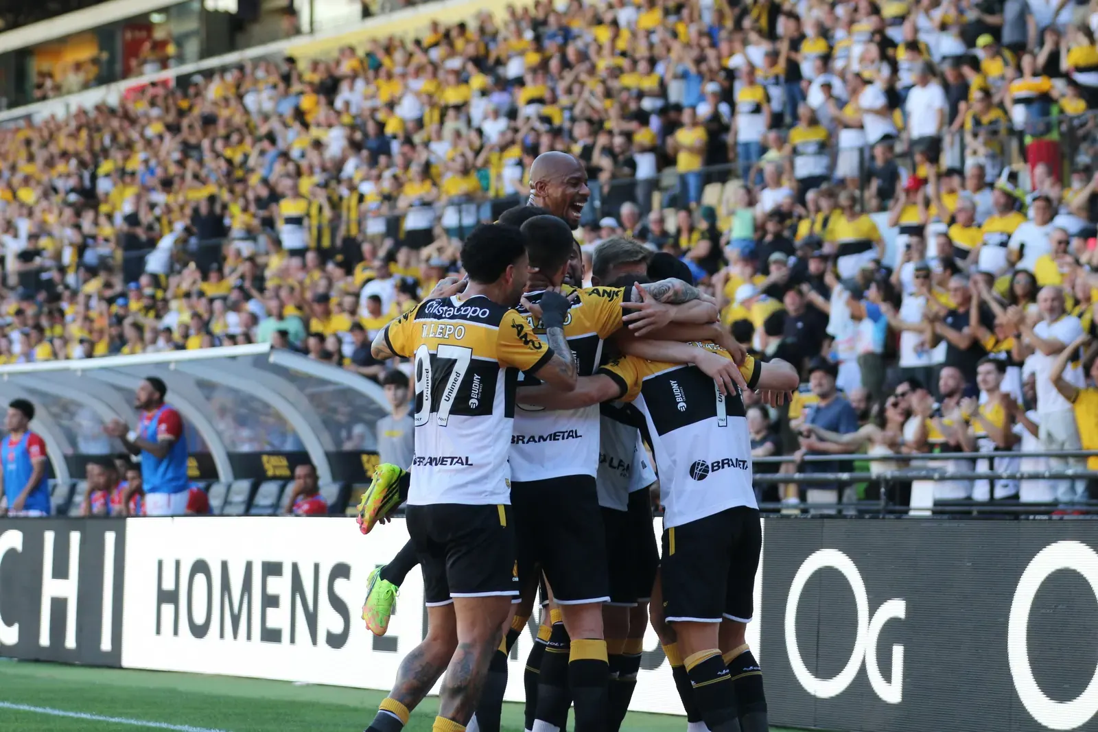 Série B: Criciúma tem 72% de chances de subir; América-MG e Ponte têm 99,9% de risco de queda