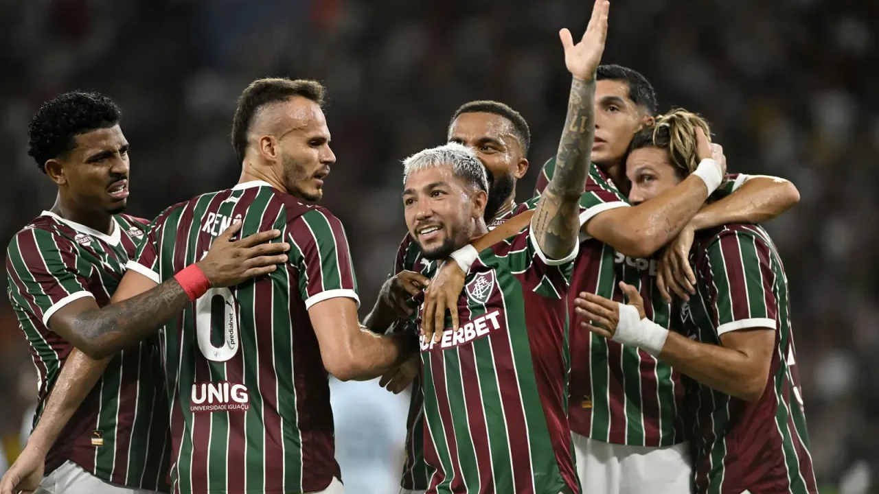 Fluminense reencontra Grêmio no returno com elenco reformulado e desafios parecidos