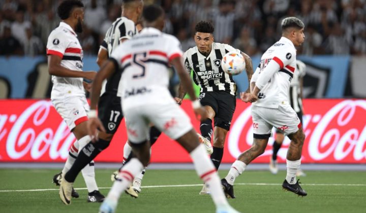 São Paulo e Botafogo avançam em troca envolvendo Newton e Ferraresi