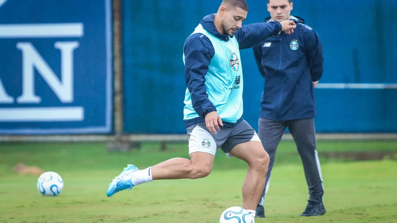 Grêmio acelera reformulação: Willian fora dos planos e mais jogadores podem sair