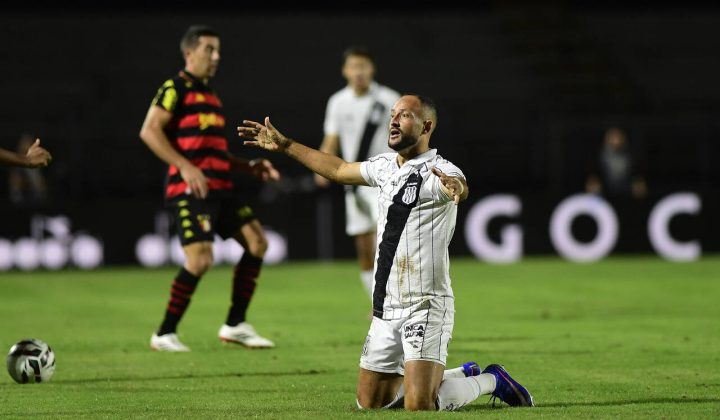 A gestão de Sociedades Anônimas do Futebol (SAFs) no Brasil está entrando em uma nova fase. Após uma primeira leva de clubes que buscaram a
