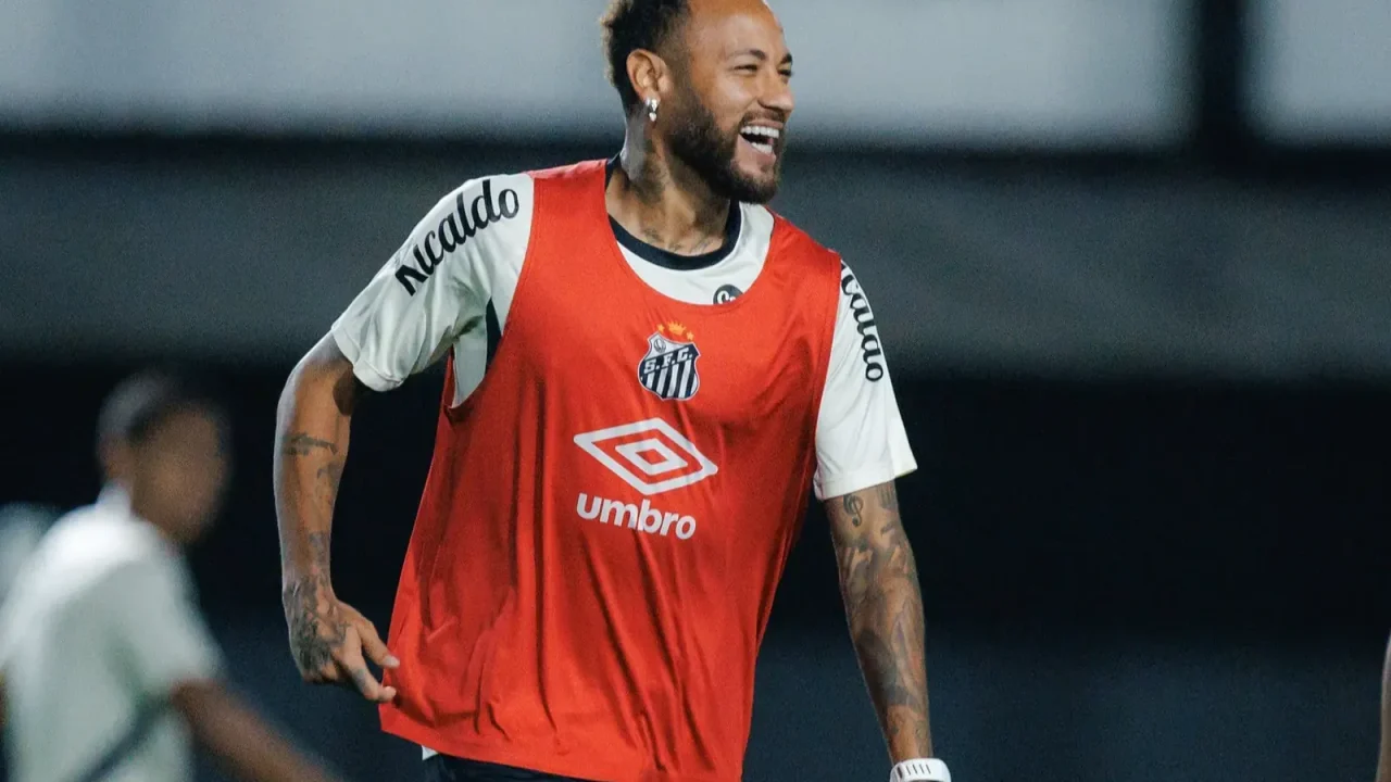Com Neymar confirmado, Santos divulga relacionados para jogo decisivo na Sul-Americana