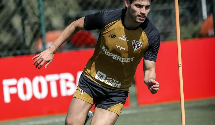 Bobadilla volta a treinar no São Paulo, mas ainda não está liberado pelo DM