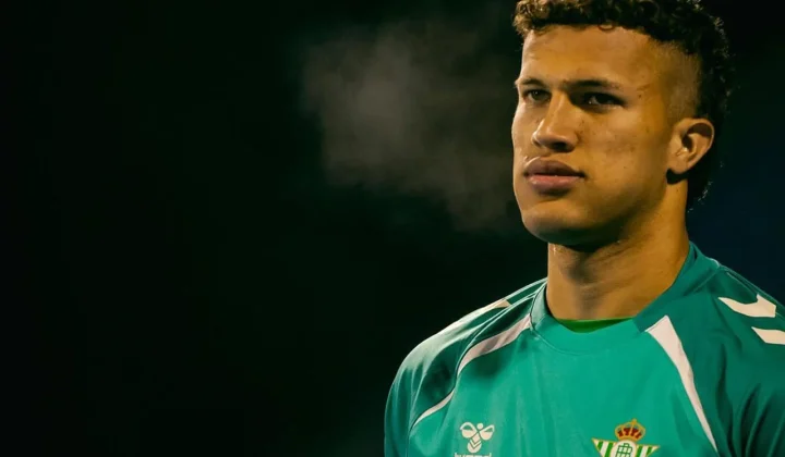 Nelson Deossa recusa proposta do Vasco e decide permanecer no Real Betis