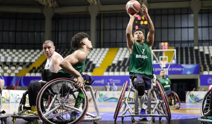 Basquete em Cadeira de Rodas Brasileiro Domina Jogos Parasul-Americanos com Vitórias Expressivas