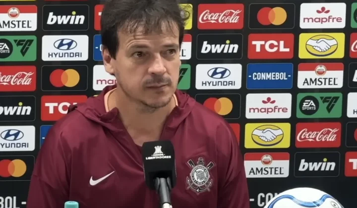 Corinthians: Diniz expõe dificuldade financeira para contratações e comenta reforços