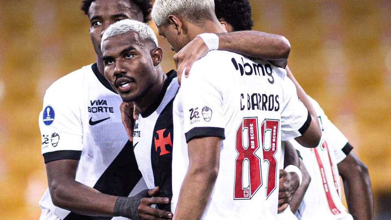 Vasco enfrenta Independiente Medellín em São Januário com tabu histórico a favor na Sul-Americana