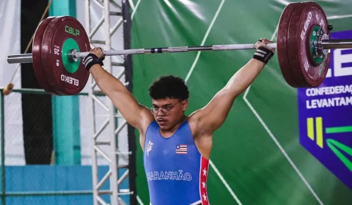 Isaac Gomes conquista sexto lugar no Mundial Sub-17 de levantamento de peso