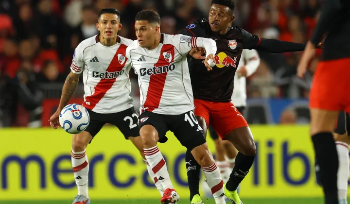 ídolo do River Plate, Juanfer Quintero rescinde contrato após crise com Coudet