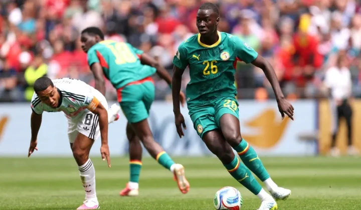 Meia de Senegal anuncia pausa na seleção após eliminação na Copa do Mundo