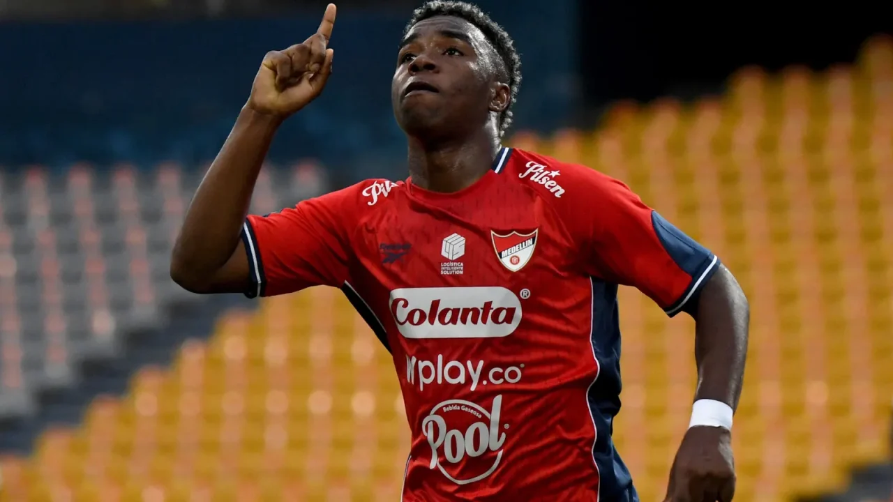 Conheça Halam Loboa e John Montaño, as joias do Medellín que podem complicar o Vasco na Sul-Americana
