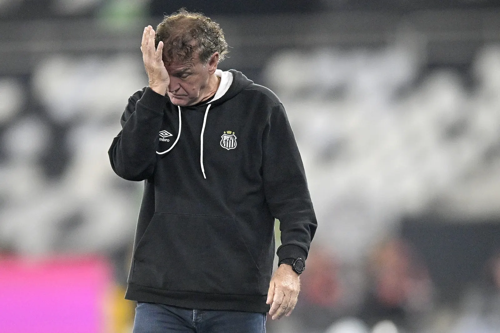 Técnico Cuca em entrevista coletiva após a partida do Santos.