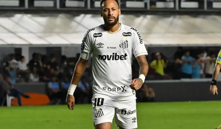 Neymar nega ter ofendido Gabriel Bontempo e confirma saída da seleção brasileira