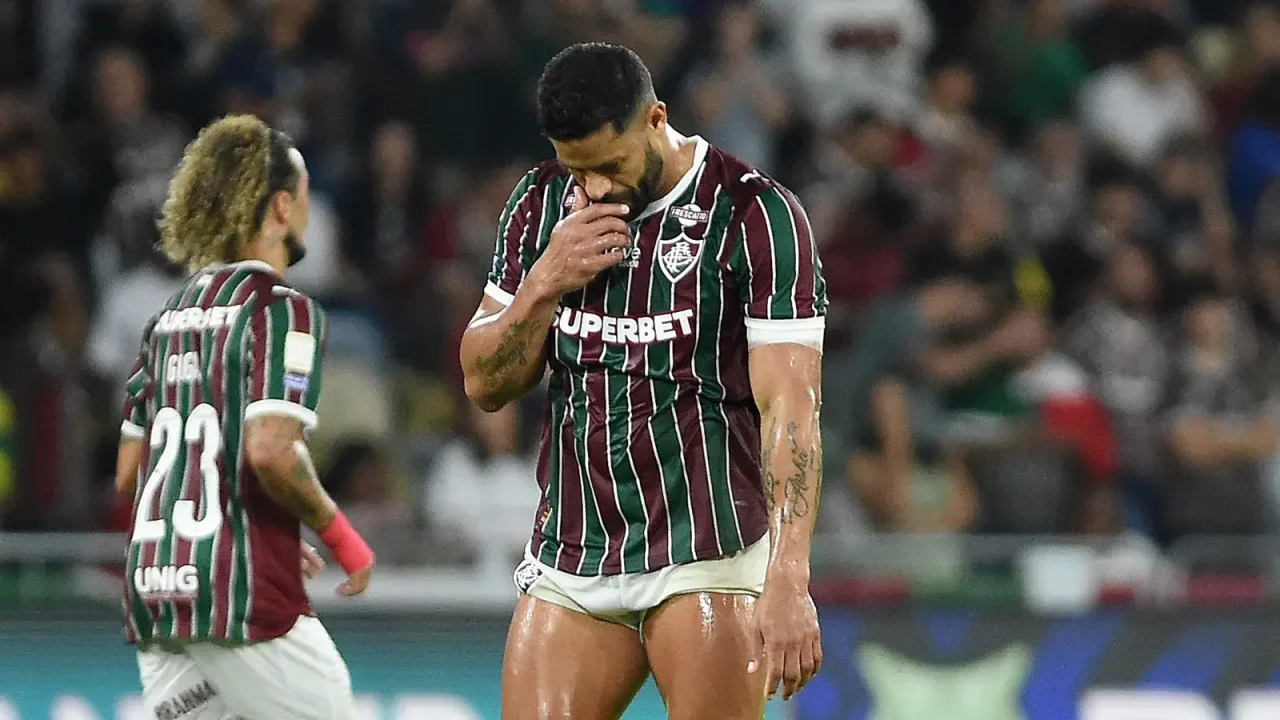 Fluminense empata com Bragantino em jogo marcado por erros e pouca inspiração