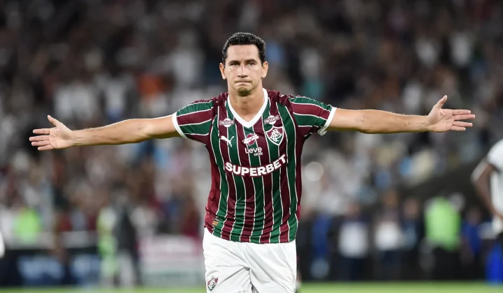 O Fluminense se depara com um cenário de incerteza em relação a três de seus jogadores com contratos que se encerram no final de 2026. A par