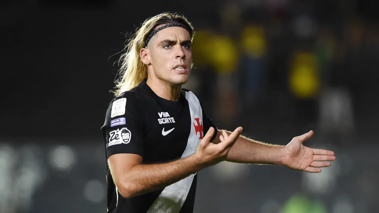 Vasco paga caro por erro bobo e inicia sequência decisiva nas Copas ainda no Z-4