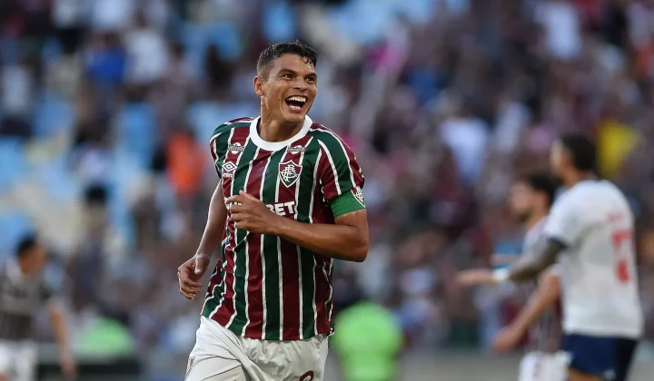 Thiago Silva deve ser capitão no Fluminense, após recusa simbólica diante de Fábio; entenda
