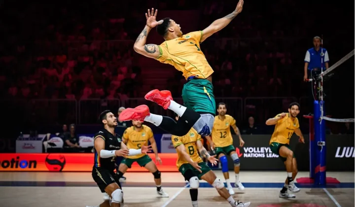 Brasil encara a França em busca de vaga nas quartas da Liga das Nações de Vôlei
