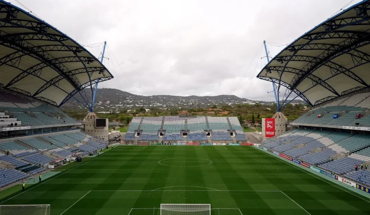 Benfica e Flamengo se preparam para um confronto amistoso neste sábado, no Estádio do Algarve, em Portugal. A partida, que vale o Troféu do