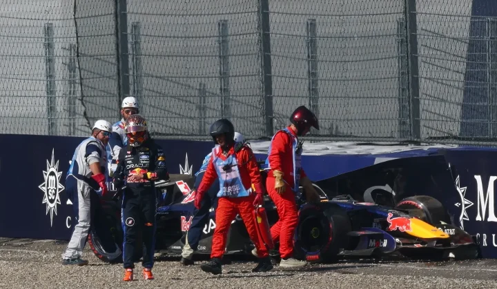 Red Bull abandona asa traseira giratória após acidentes de Verstappen na F1