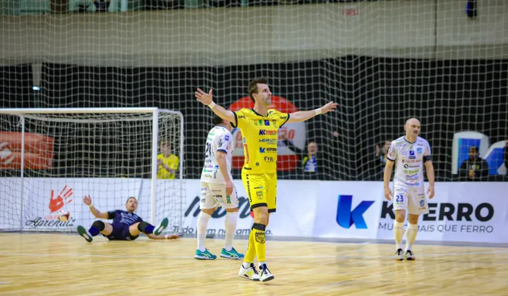 Jaraguá vence São Lourenço e embala na Série Ouro do Catarinense de Futsal