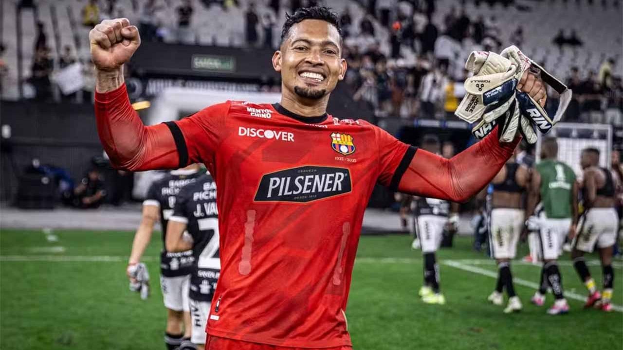 Inter busca reforço na meta