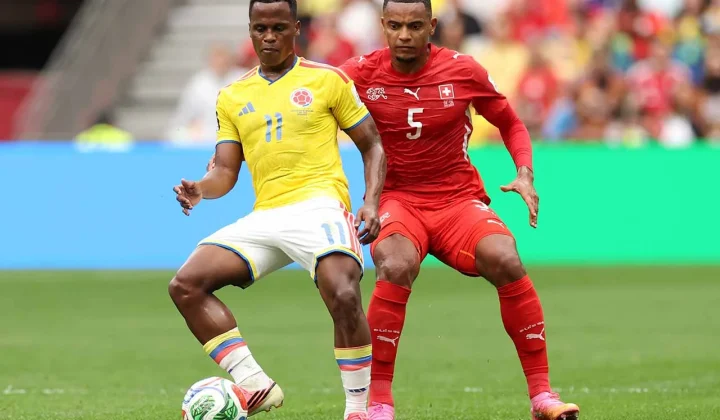 Jhon Arias deixou o BC Place, em Vancouver, com um misto de frustração e um chamado por uma profunda reflexão na Colômbia. Após o empate em